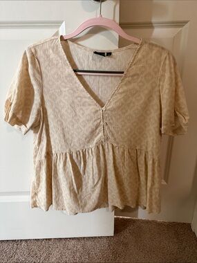 GAP Light Beige V-Neck Peplum Blouse